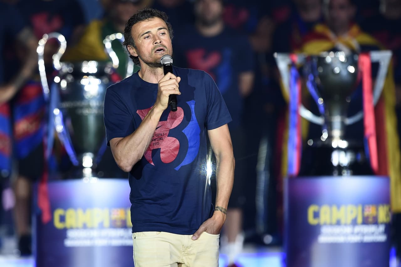 Luis Enrique amplía su contrato con el Barcelona hasta junio de 2017