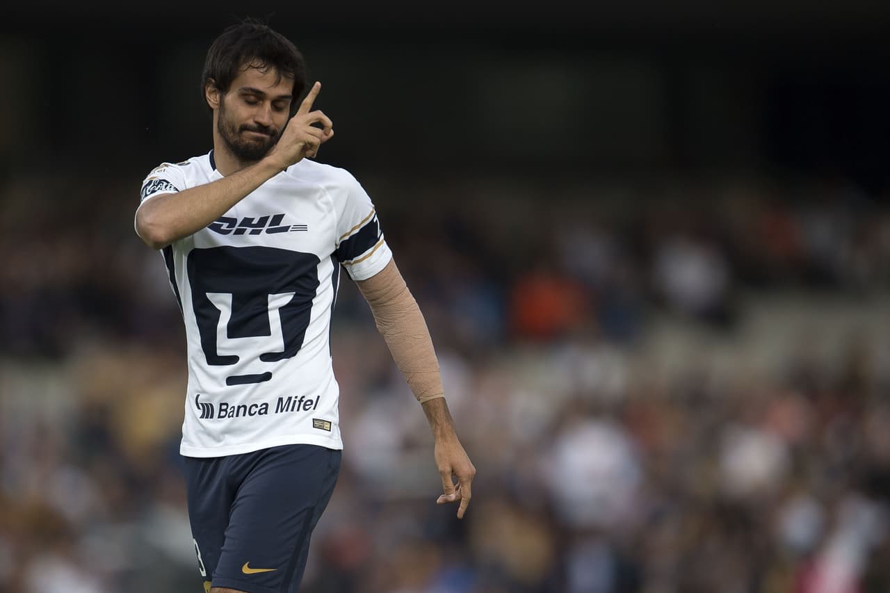 Pumas UNAM nunca encontró cómo revertir el partido a su favor y sus fanáticos vieron una dura derrota en casa en el Clásico Capitalino.