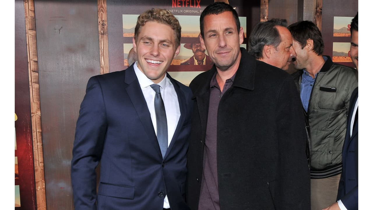 Jared y Adam Sandler