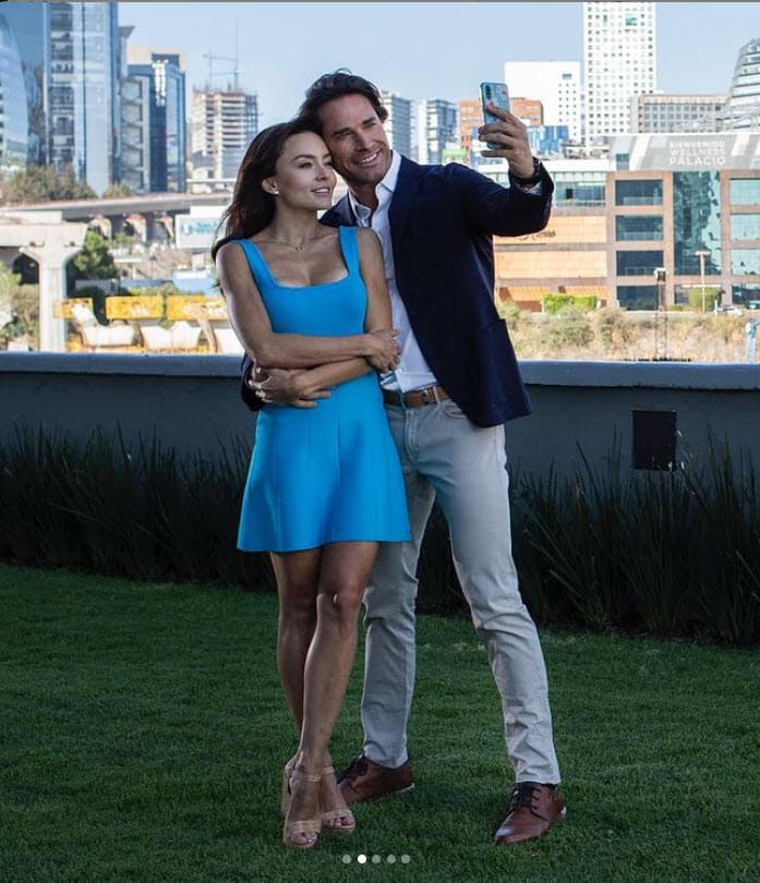 Angelique y Sebastián se dejan ver ante la prensa y en las redes sociales como una pareja feliz.
<br>