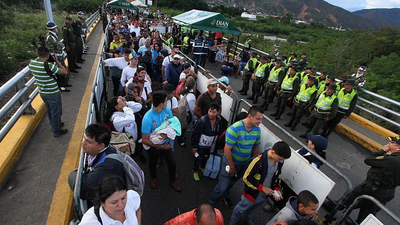 Colombia no reabrirá nuevamente su frontera con Venezuela en forma temporal, afirma su canciller