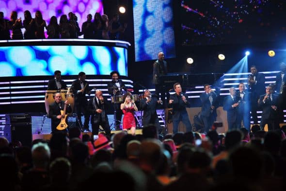 La salsa le dio mucho sabor a la 'party' de la 26 edición de Premio Lo Nuestro. ¡Estos famosos nos hicieron mover las caderas!