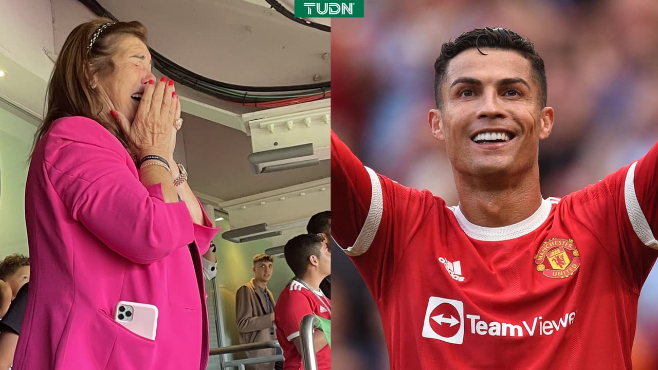 Madre de CR7 llora en Old Trafford por el debut goleador de su hijo
