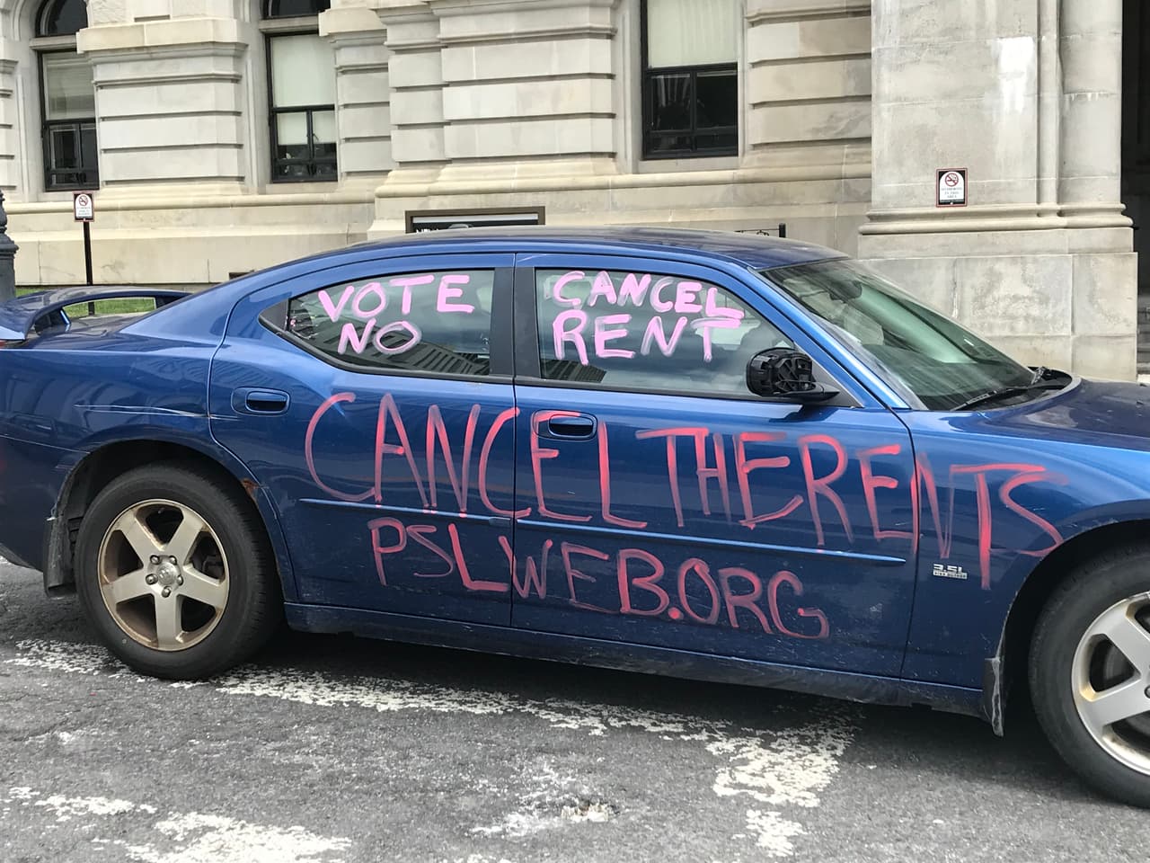 Protestan en Albany para que se cancele la renta en Nueva York.
