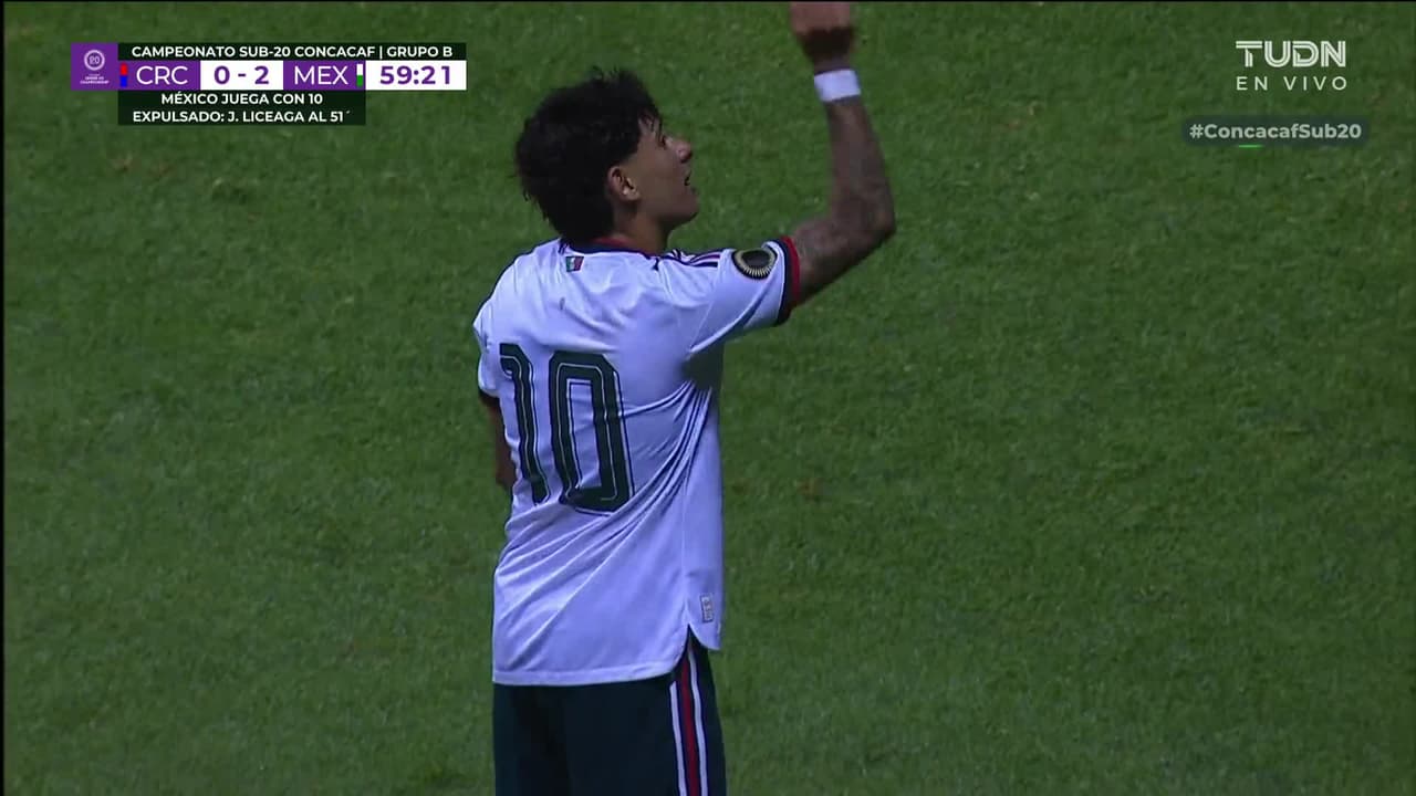 ¡El segundo de México! Sandoval recibe gran asistencia y no falla para aumentar ventaja