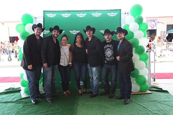 Y algunas afortunadas tuvieron la oportunidad de conocerlos backstage.