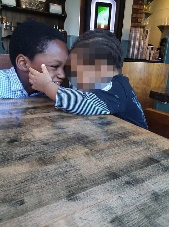 El niño se había mudado de Chicago a San Antonio porque era supuestamente maltratado por su madre.