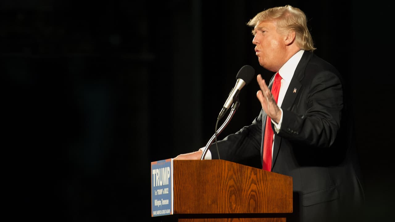 Rubio dice que Trump es "inelegible" por no condenar con firmeza el apoyo del Ku Klux Klan