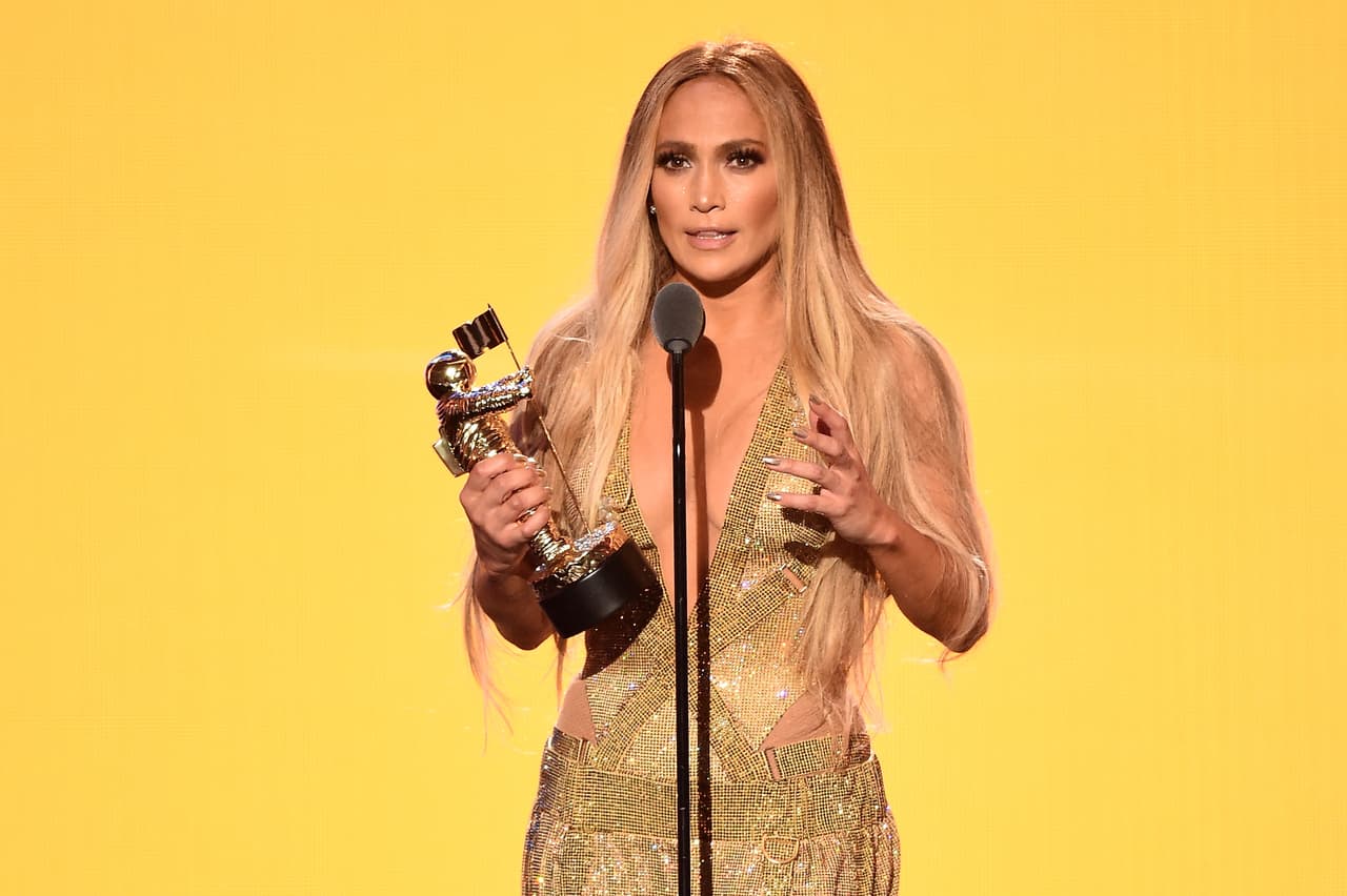 Jennifer López durante su participación en los MTV Video Music Awards 2018.