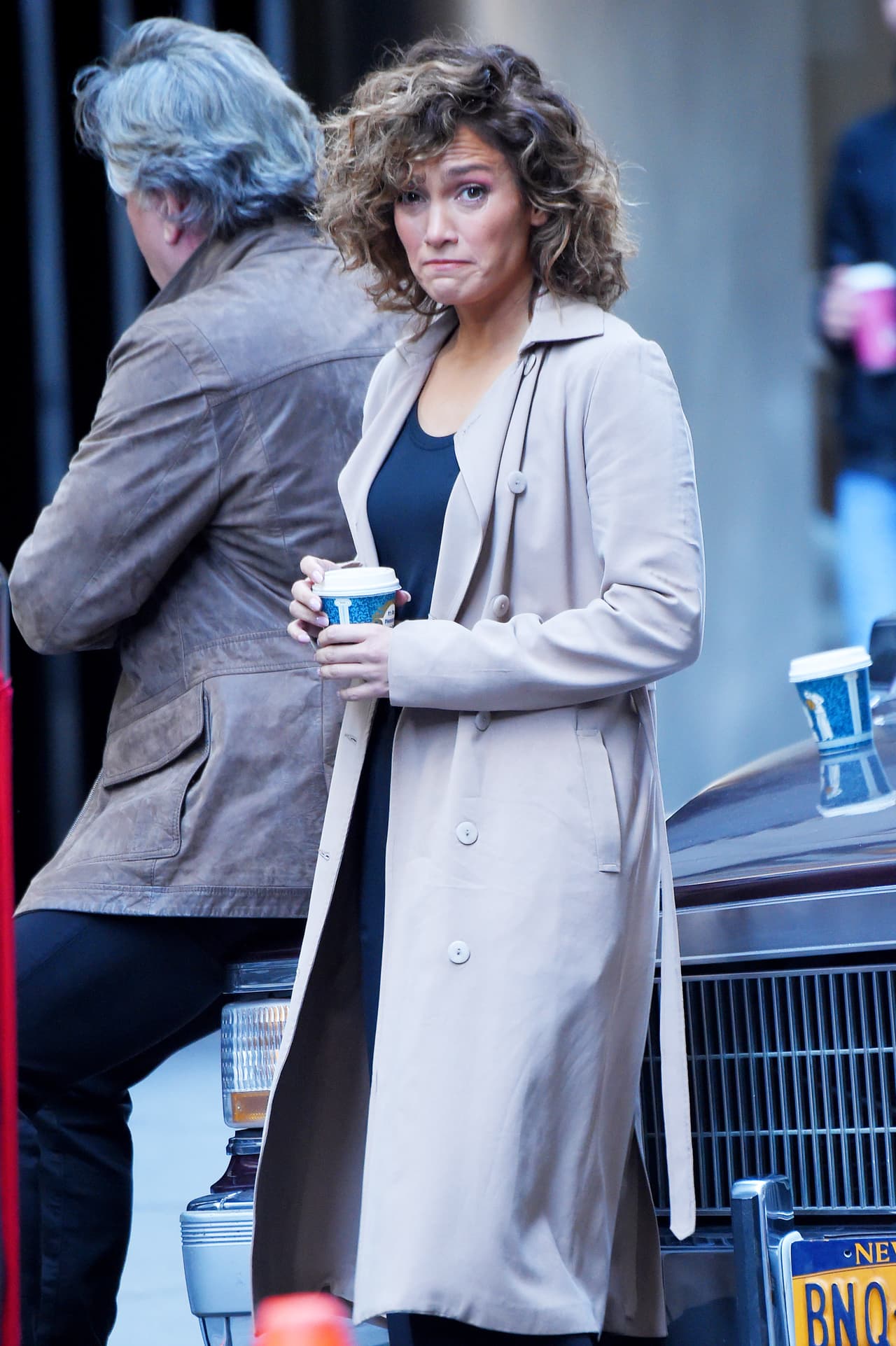 Lopez con carita de: "Por favor, al menos cuéntenme un chiste".