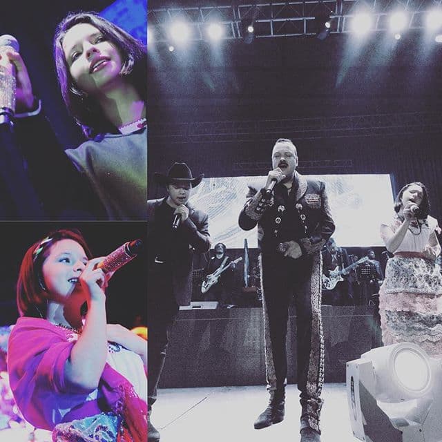 Así es como Angela se dio cuenta desde pequeña que se quería dedicar a la música, proyecto que poco a poco fue tomando forma.