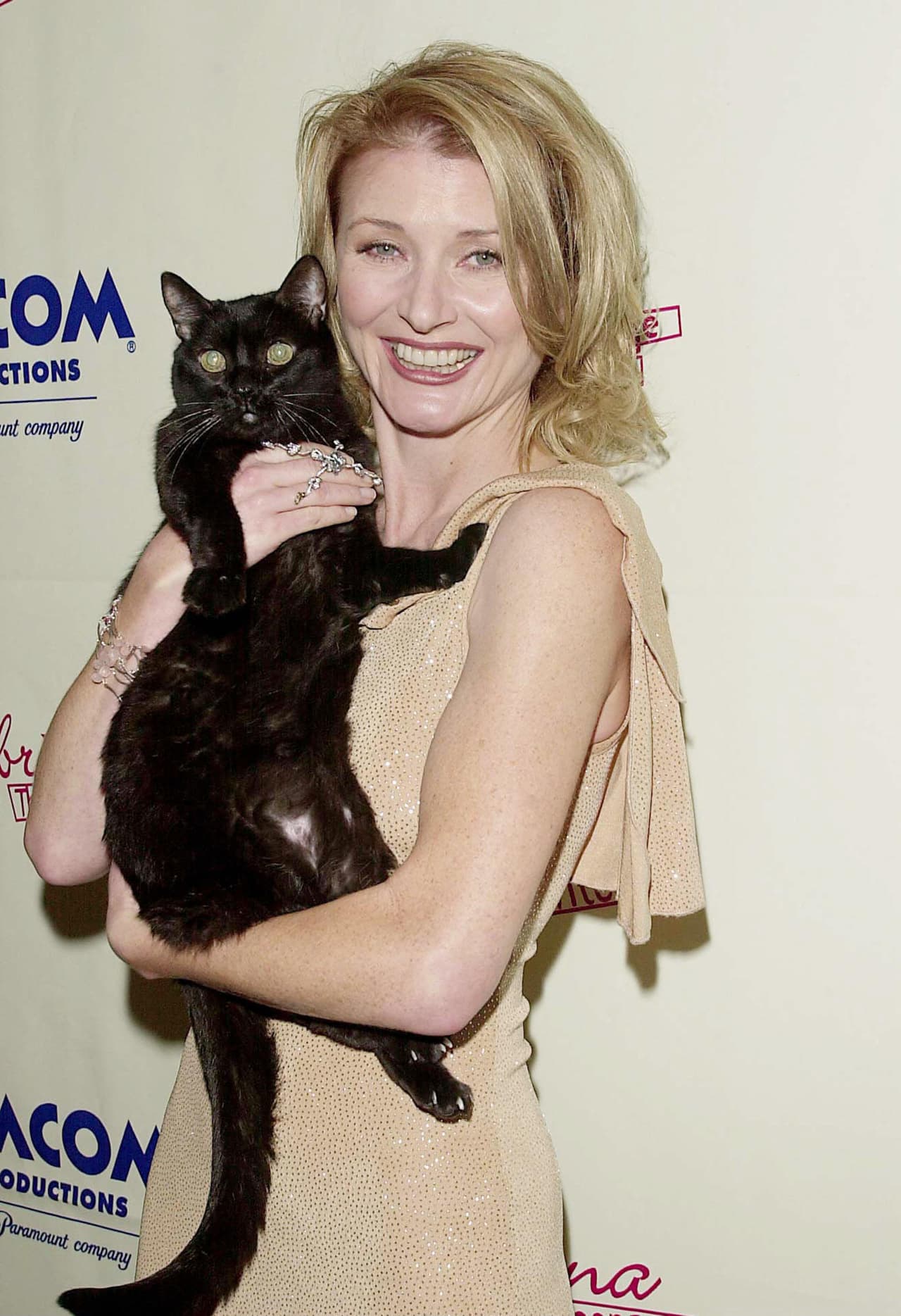 Su otra tía era Zelda Spellman, muy inteligente y protectora. Se ganó el corazón de los fans de la serie porque siempre arreglaba los problemas de su hermana y su sobrina.