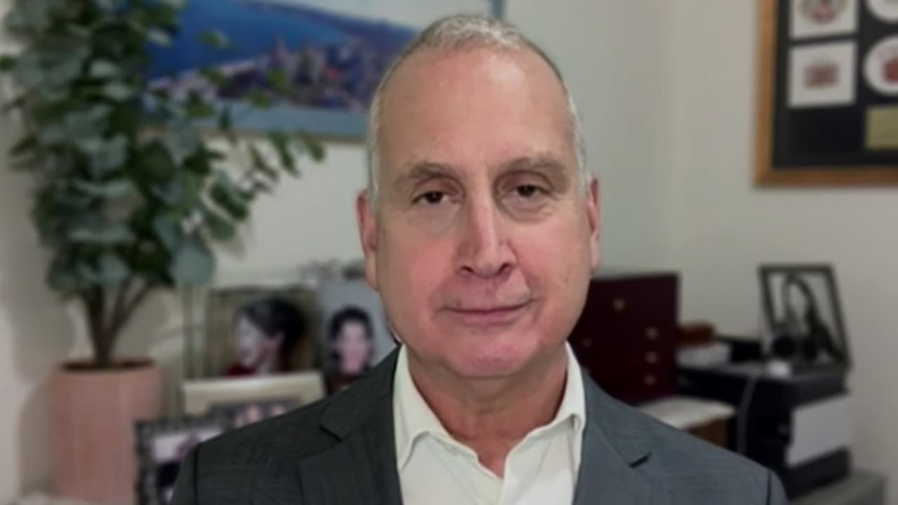 Llegada de buque ruso con crudo a Cuba genera dudas sobre política de Trump