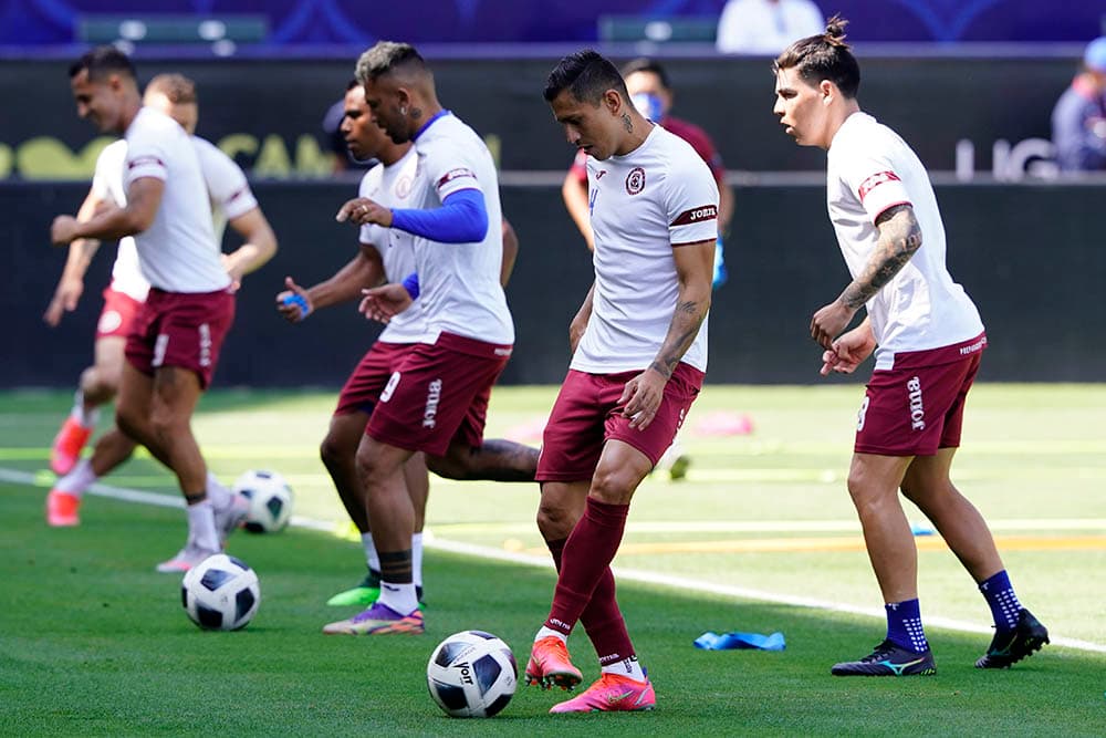 Ambas plantillas se mostraron listas y concentradas para el duelo el próximo domingo 18 de julio.