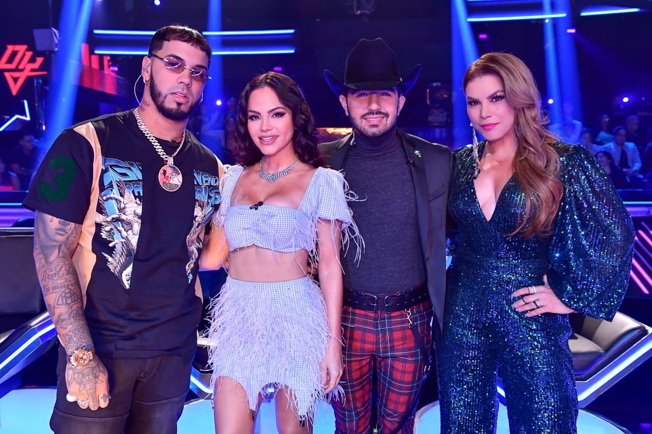 Y ahora, la foto del recuerdo: así lucieron los cuatro jueces, que se dispusieron a ver los shows que las participantes tenían preparados para esta noche.