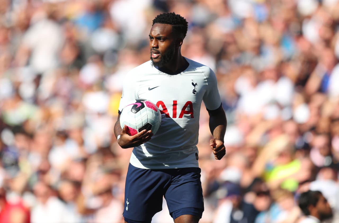 Danny Rose, jugador del Tottenham Hotspur y defensa de la selección inglesa, para aumentar la conciencia de las enfermedades de salud mental en el deporte.