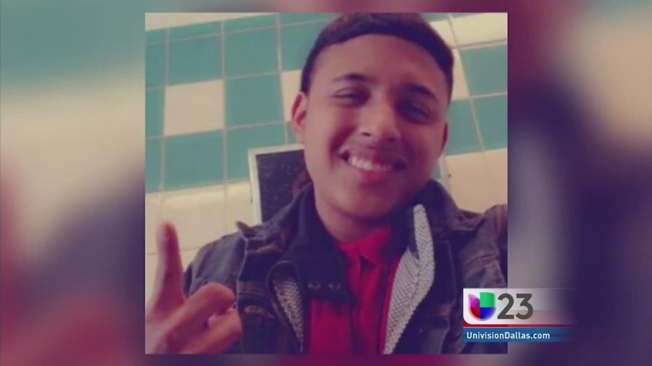 La familia de un joven hispano que murió baleado por un policía texano reclama justicia