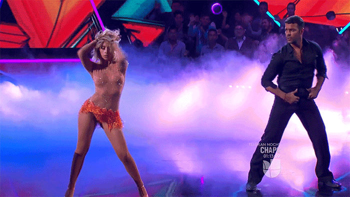 <a href="http://www.univision.com/shows/mira-quien-baila/pablo-montero-como-no-lo-has-visto-de-charro-a-sensual-bachatero-video">Pablo Montero como no lo has visto: de charro a sensual bachatero </a>