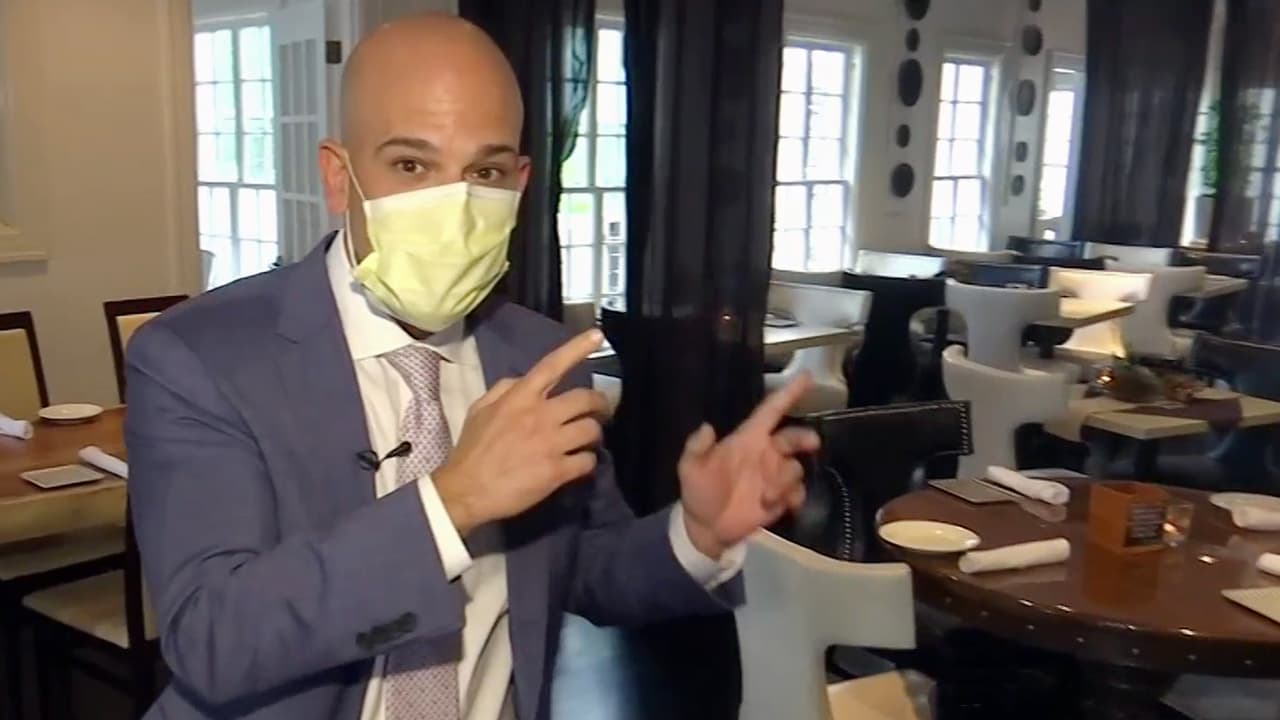 Por cierto, nuestro experto médico nos enseñó cómo podemos cuidar nuestra salud al 
<a href="https://www.univision.com/shows/despierta-america/dr-juan-nos-muestra-como-cuidarte-al-comer-en-un-restaurante-para-prevenir-contagios-de-covid-19-video">ir a un restaurante</a> en medio de esta emergencia sanitaria.