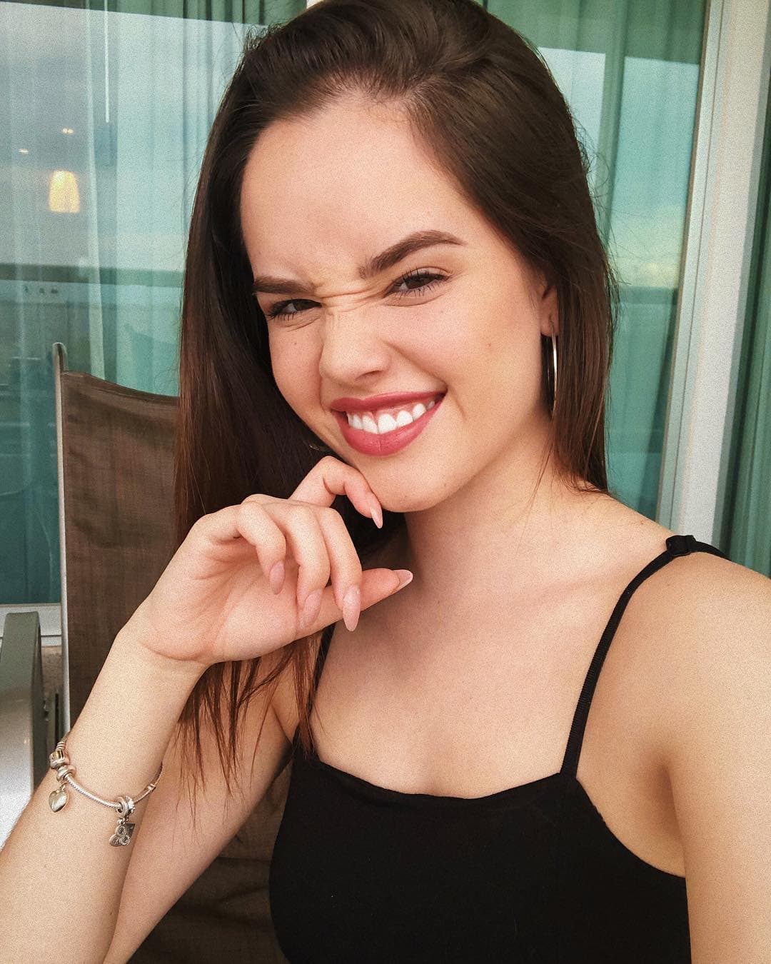 "A pesar de ser pequeña, tuve grandes experiencias muy divertidas y por supuesto aprendí mucho de mis compañeros quienes me enseñaron muchas cosas", señaló a People en Español.