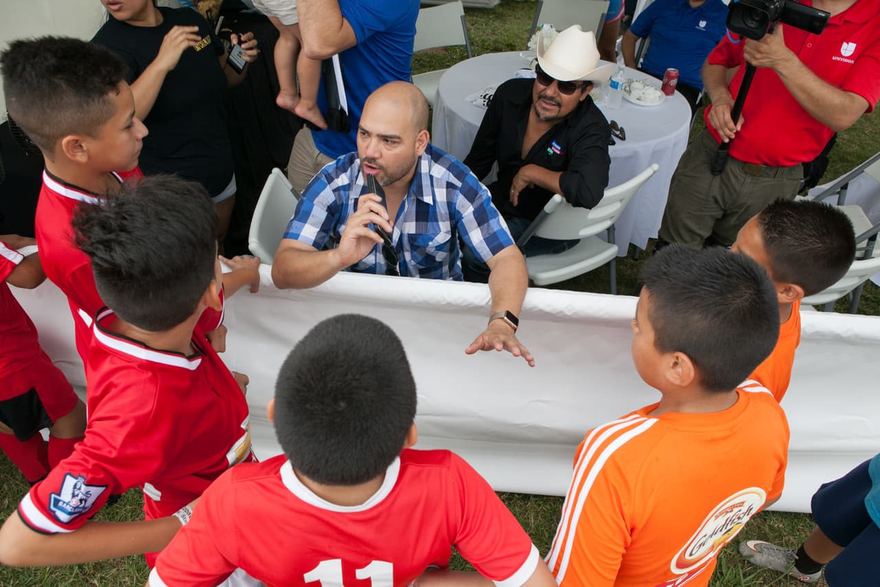 Cientos de personas se divirtieron en la edición 2016 de Copa Univision Austin, un evento que reúne a la comunidad y a los amantes del futbol soccer.