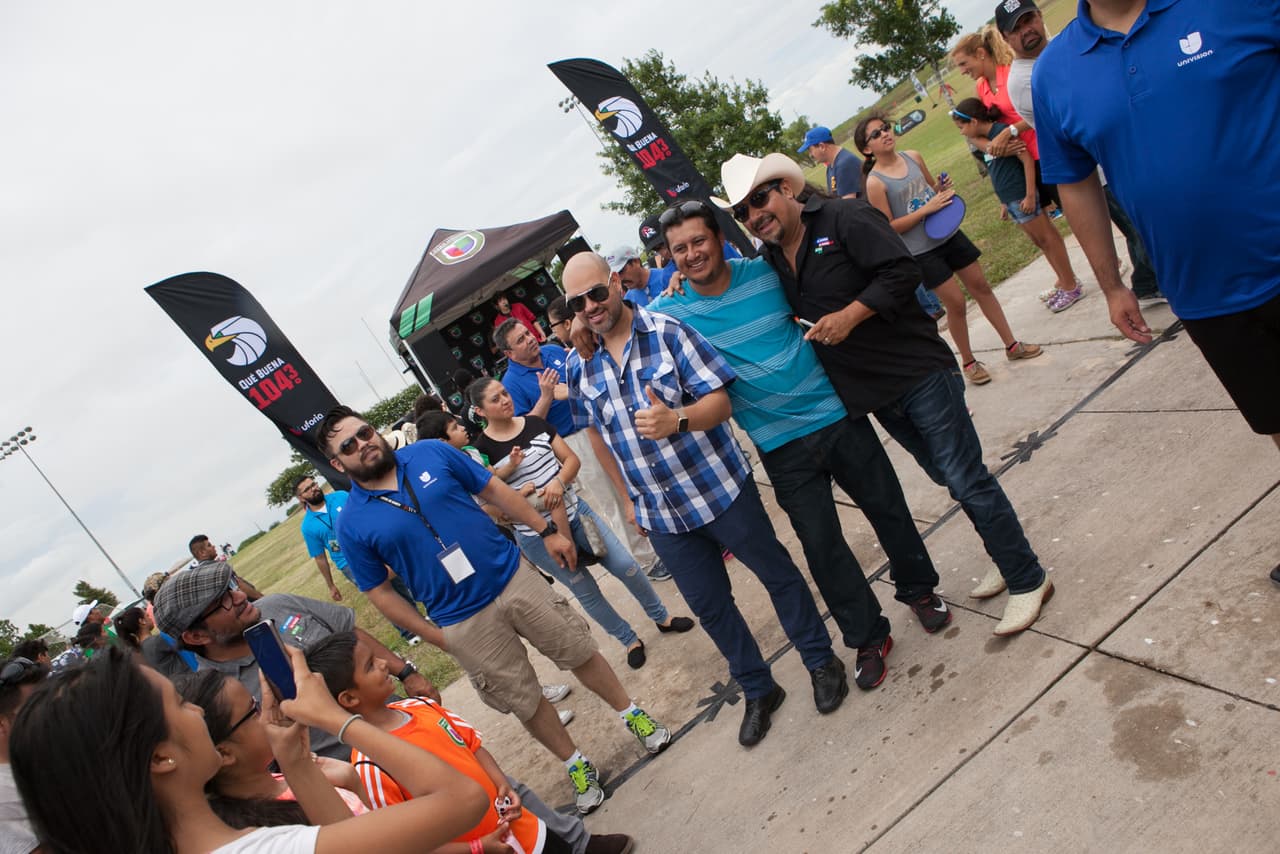 Cientos de personas se divirtieron en la edición 2016 de Copa Univision Austin, un evento que reúne a la comunidad y a los amantes del futbol soccer.