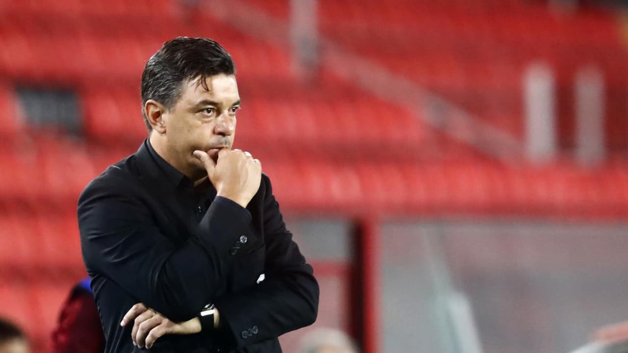 El choque Santa Fe-River se suspende por disturbios en Colombia