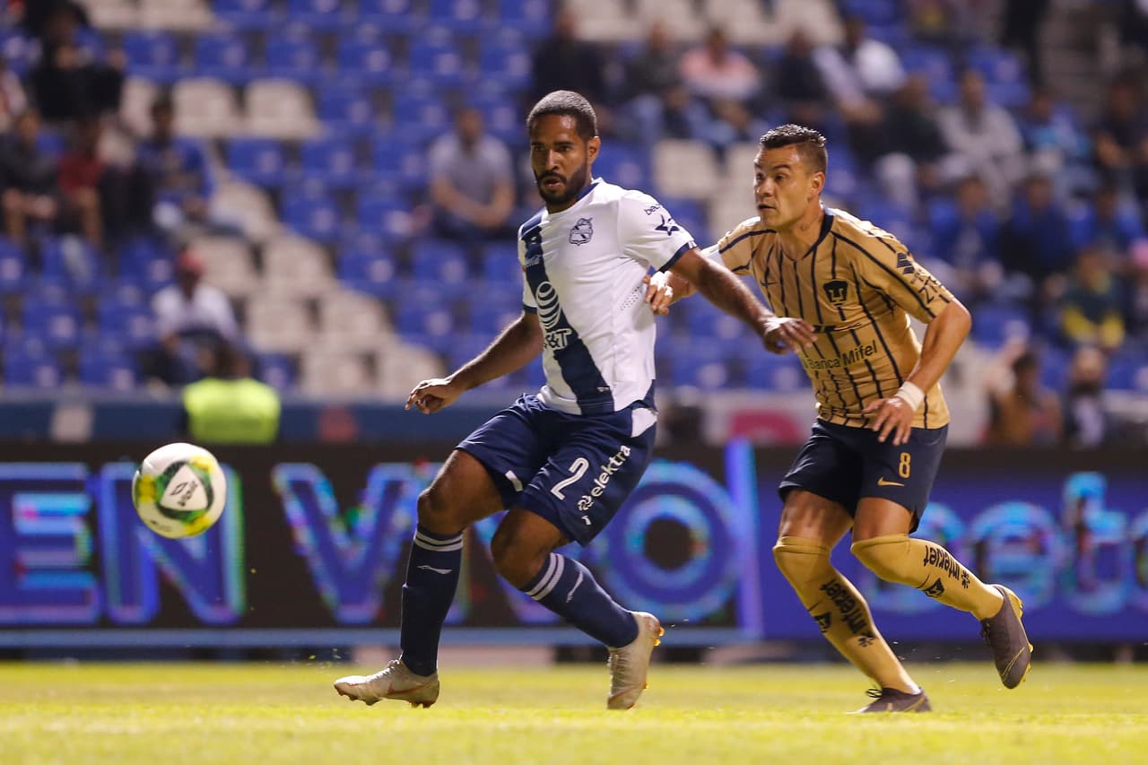 Finalizó la primera parte con diversas jugadas polémicas pero el empate prevaleció sin anotaciones.