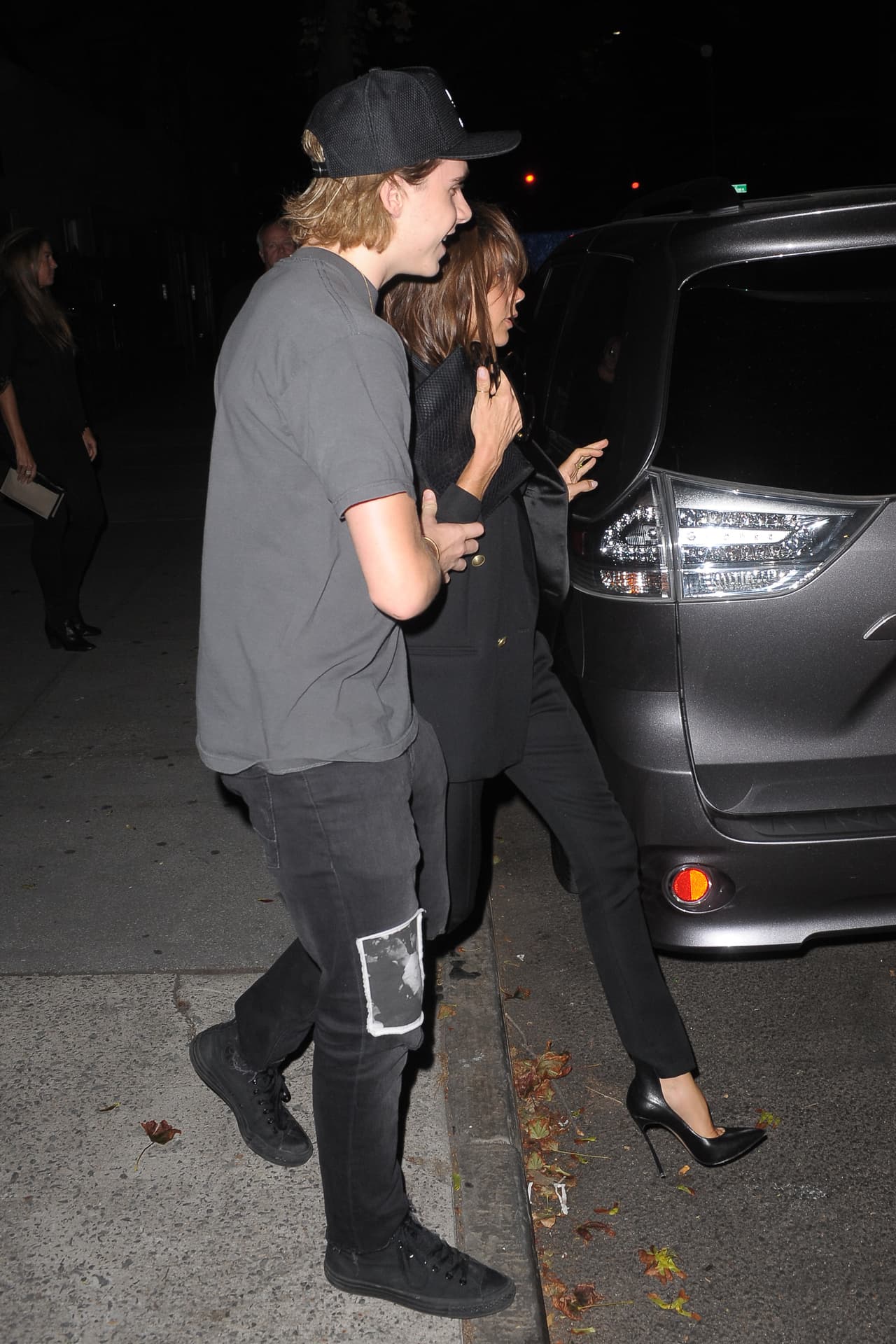 Un pie tras otro pie, así, derechito...