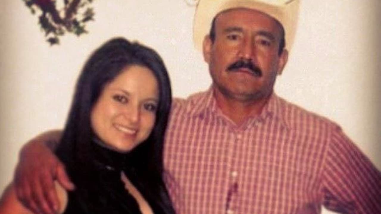 <b>Maricela Abarca:</b> Editora de Video
<br>"El hombre que me enseñó que no hay mayor muestra de amor que el sacrificio, el que me enseñó a cuidad de los míos y amar a la familia incondicionalmente. Apá, vivirá por siempre en mi corazón".