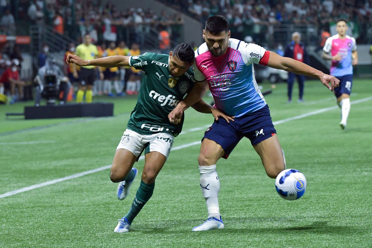 Palmeiras aplastó 5-0 a Cerro Porteño en el Allianz Parque para superar los Octavos de Final con un marcador global de 8-0.