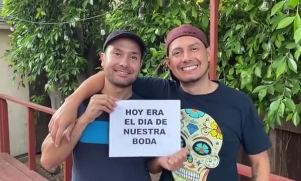Nuestro reportero Luis Sandoval y su novio Renato Pérez están comprometidos y el pasado 16 de mayo hubieran celebrado su enlace nupcial, pero el coronavirus se interpuso y su sueño tuvo que postergarse.