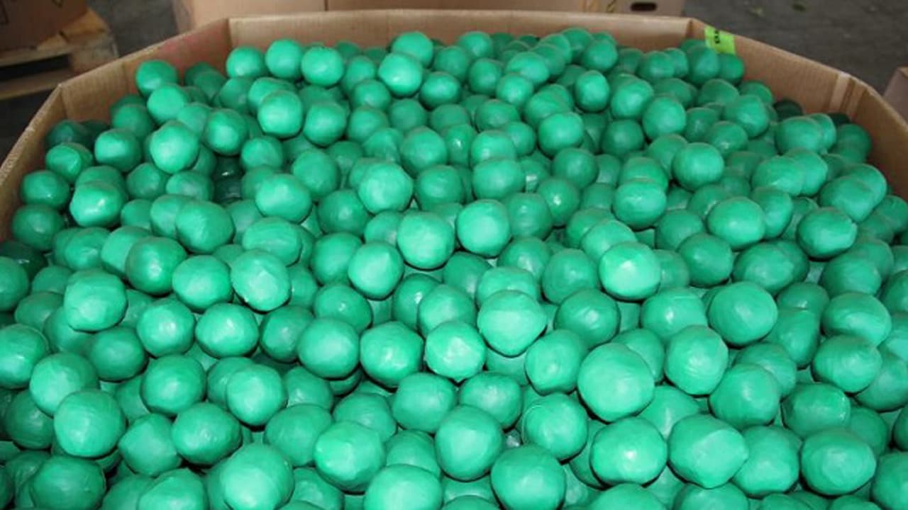 Agentes fronterizos en Texas descubrieron casi 4,000 libras de marihuana escondidas en limones falsos