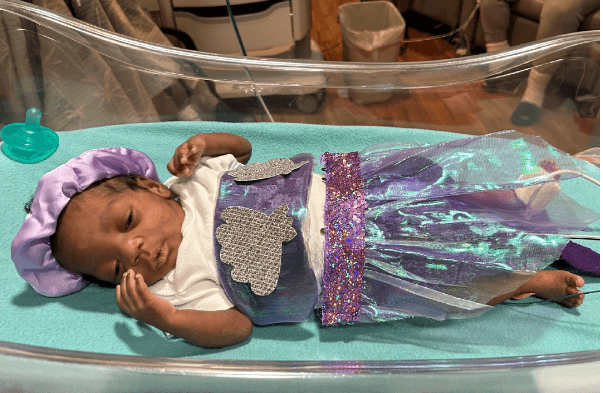 Una adorable hada, ya desea volar