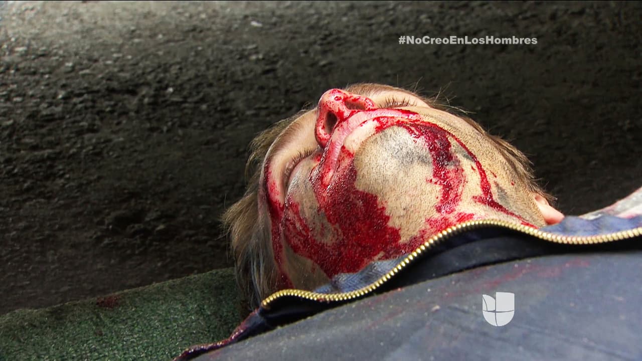 Es necesario llevarlo al hospital, ¡llamen a una ambulancia!