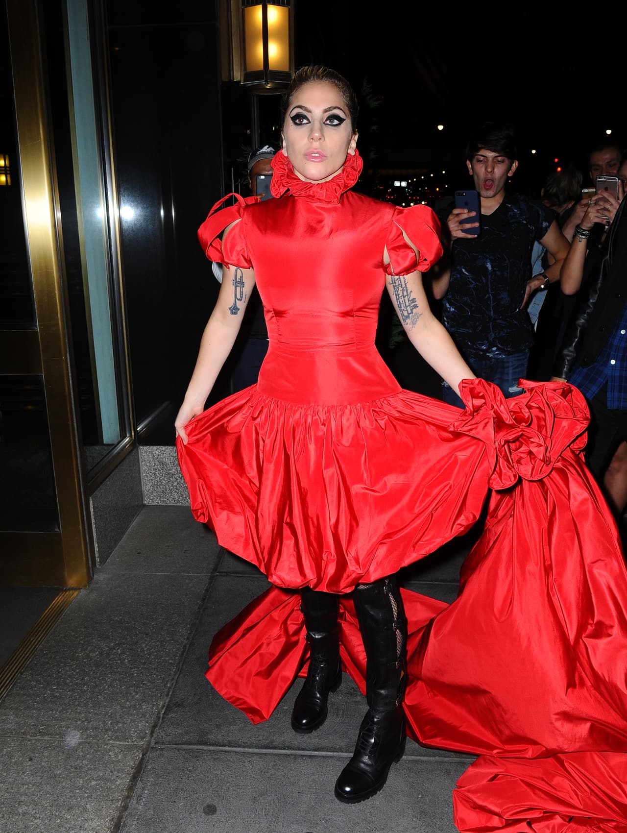 Bueno, al menos no trae carne podrida esta vez...