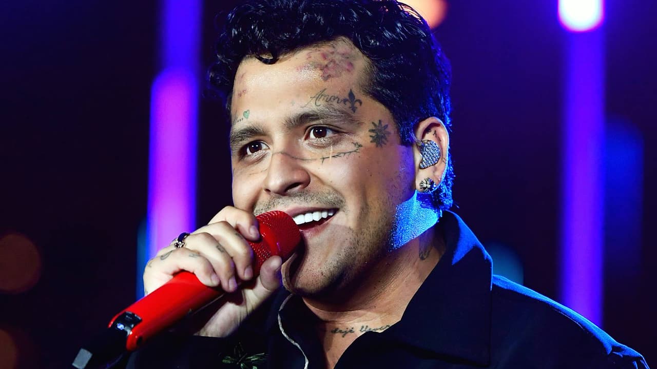 Christian Nodal en problemas legales: lo que se sabe de la demanda millonaria