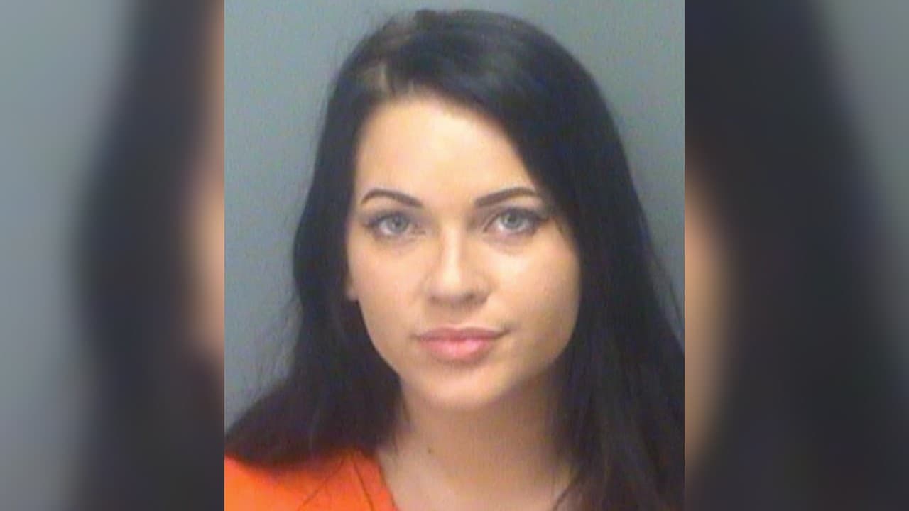 Arrestan a agente del condado Pinellas por conducir ebria