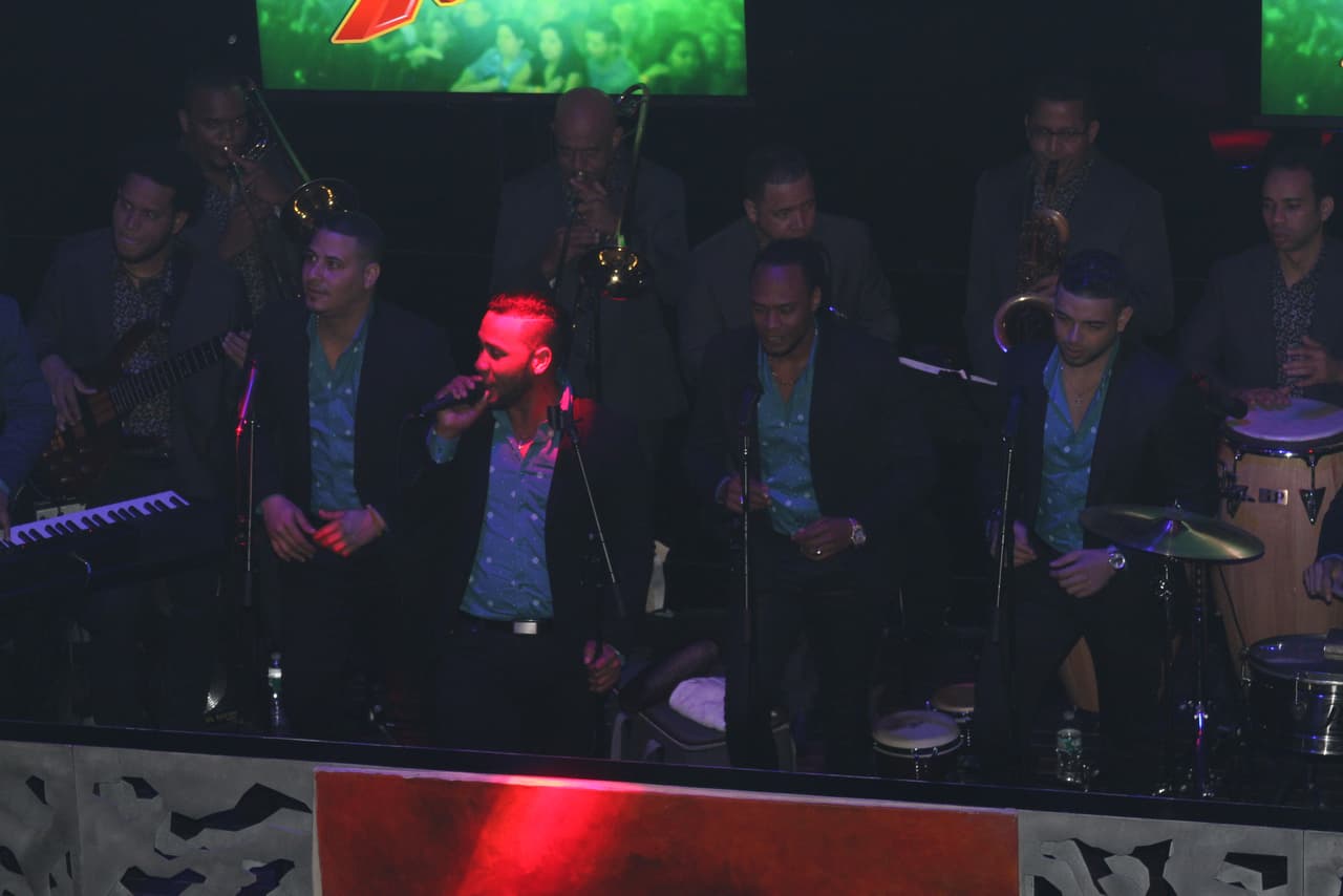 La Familia de Univision, líderes de la comunidad y la agrupación de salsa Chiquito Team Band le pusieron mucho sabor a la celebración en el Alto Manhattan, mira aquí lo que pasó.