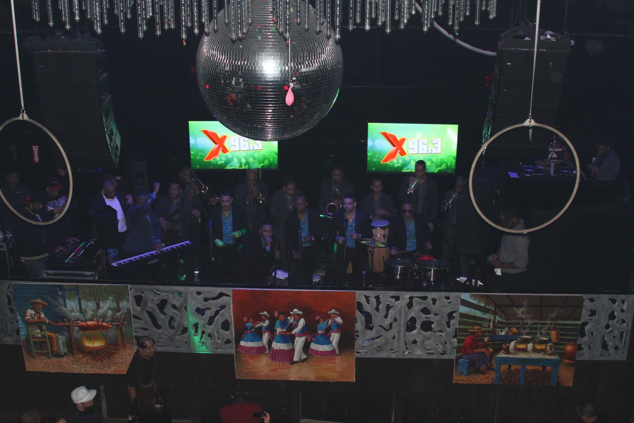 La Familia de Univision, líderes de la comunidad y la agrupación de salsa Chiquito Team Band le pusieron mucho sabor a la celebración en el Alto Manhattan, mira aquí lo que pasó.