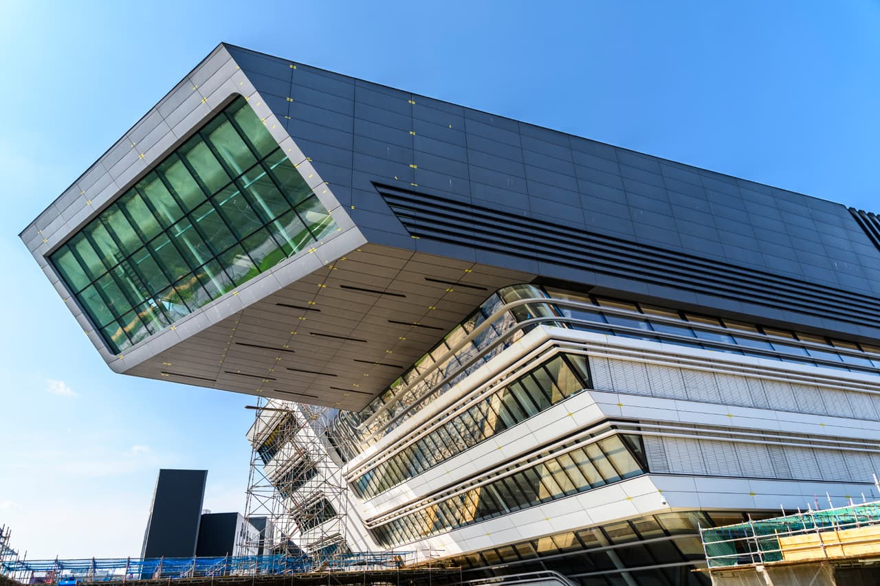 Biblioteca y centro de estudios de la Universidad de Viena.