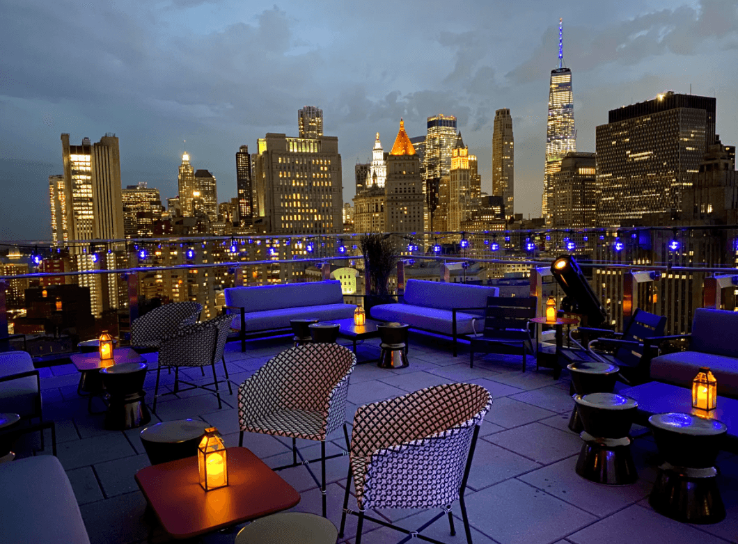 <a href="https://www.thecrownnyc.com/" target="_blank">The Crown </a>- Qué hacer en el barrio chino (Chinatown NY)