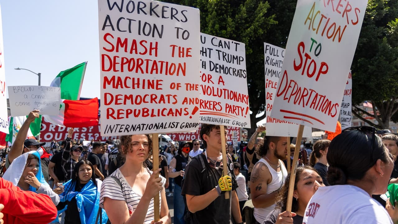 Conoce cuáles son tus derechos si participas en una protesta en California