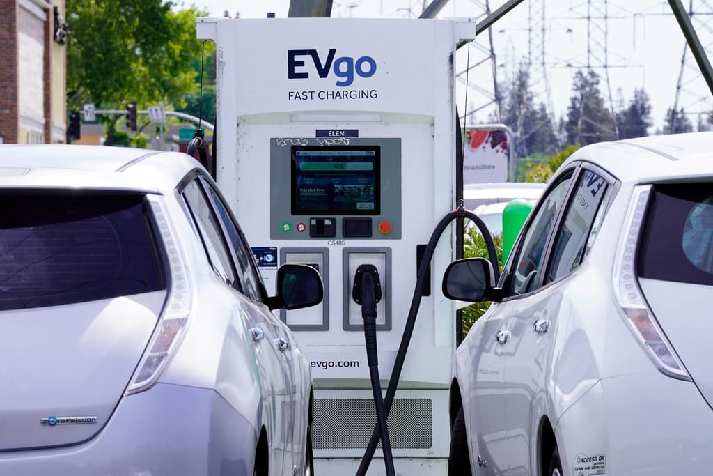 El aumento del precio de la gasolina impulsa las ventas de vehículos híbridos en Estados Unidos