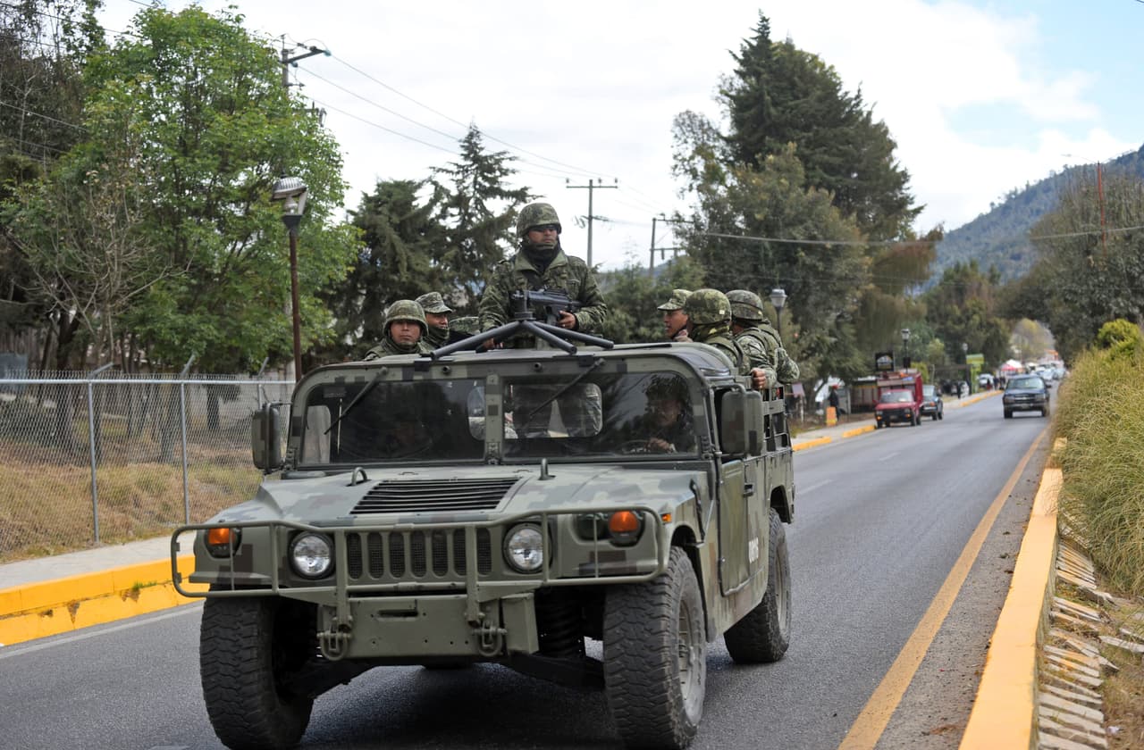 México enviará más soldados a la frontera con Guatemala para frenar la migración de centroamericanos