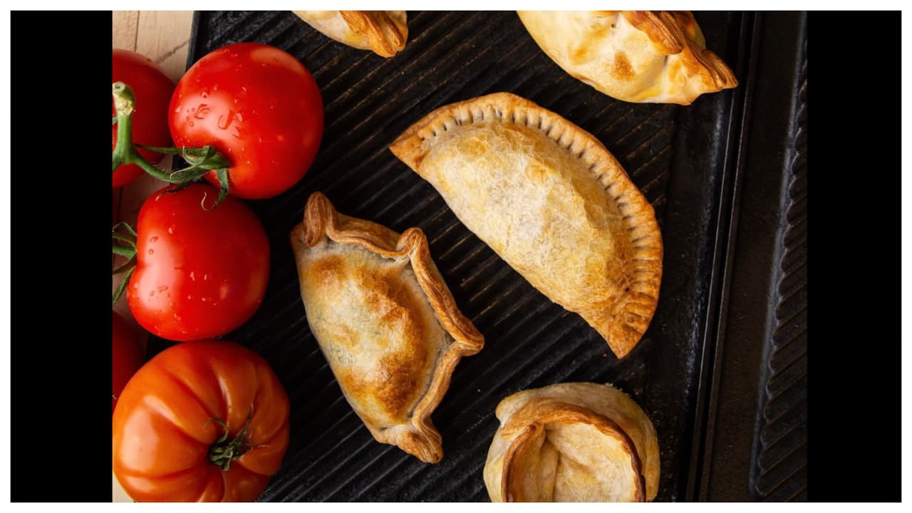 <a href="https://www.criollasempanadas.com/">Criollas Baked Empanadas</a>