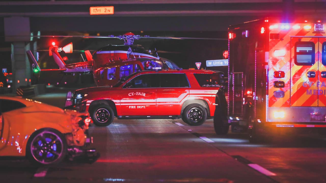 En un video compartido por Juan Guerrero se ve el Camaro color amarillo que conducía Mock.
<br>