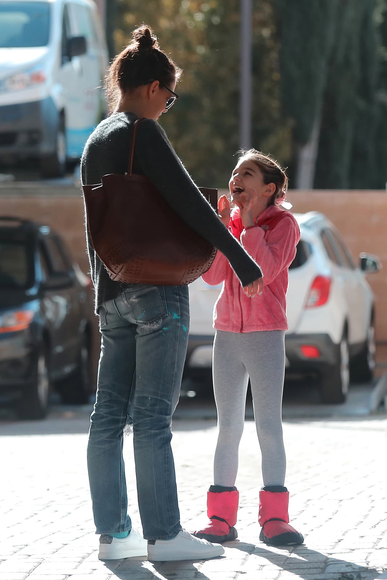 El primer paso para la felicidad: disfrutar en familia y no parar de reírse en cualquier momento.