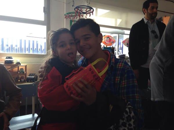 María Itatí y los gemelos tienen une excelente relación, ellos cuidan de la pequeña, pues son mayores por 8 años.