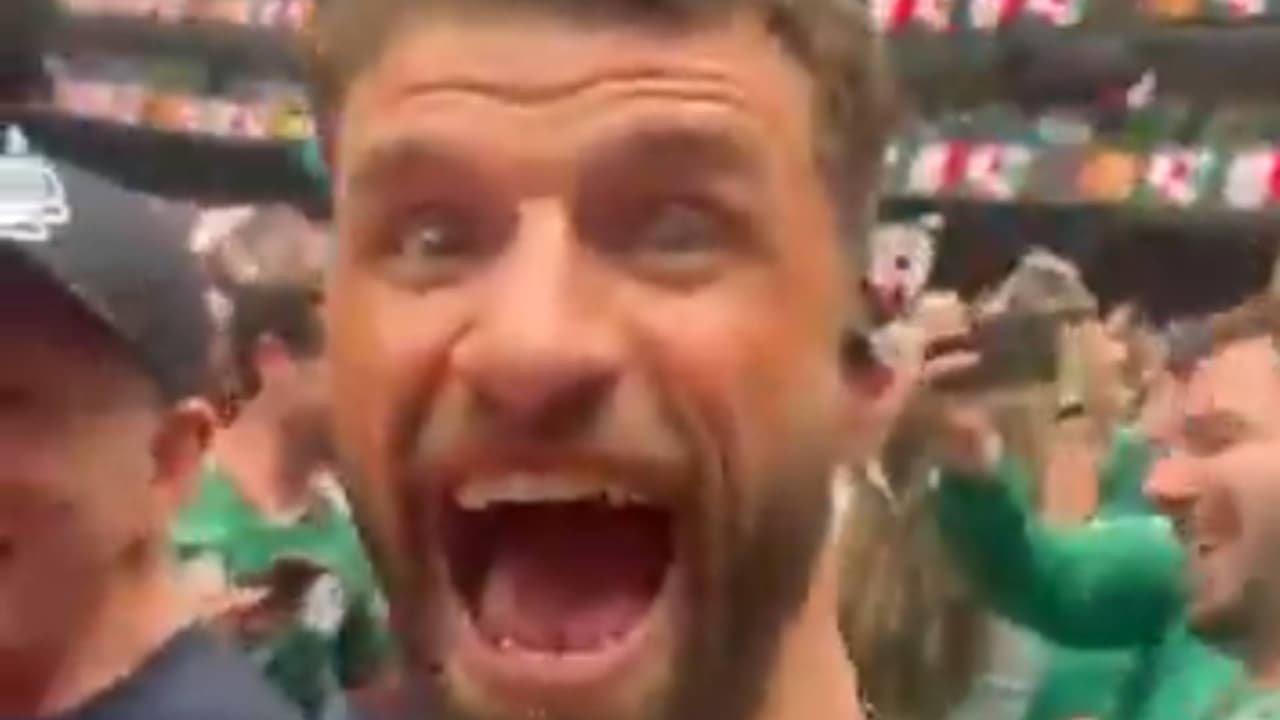 Thomas Müller, sorprendido tras gol de Julián Quiñones con México